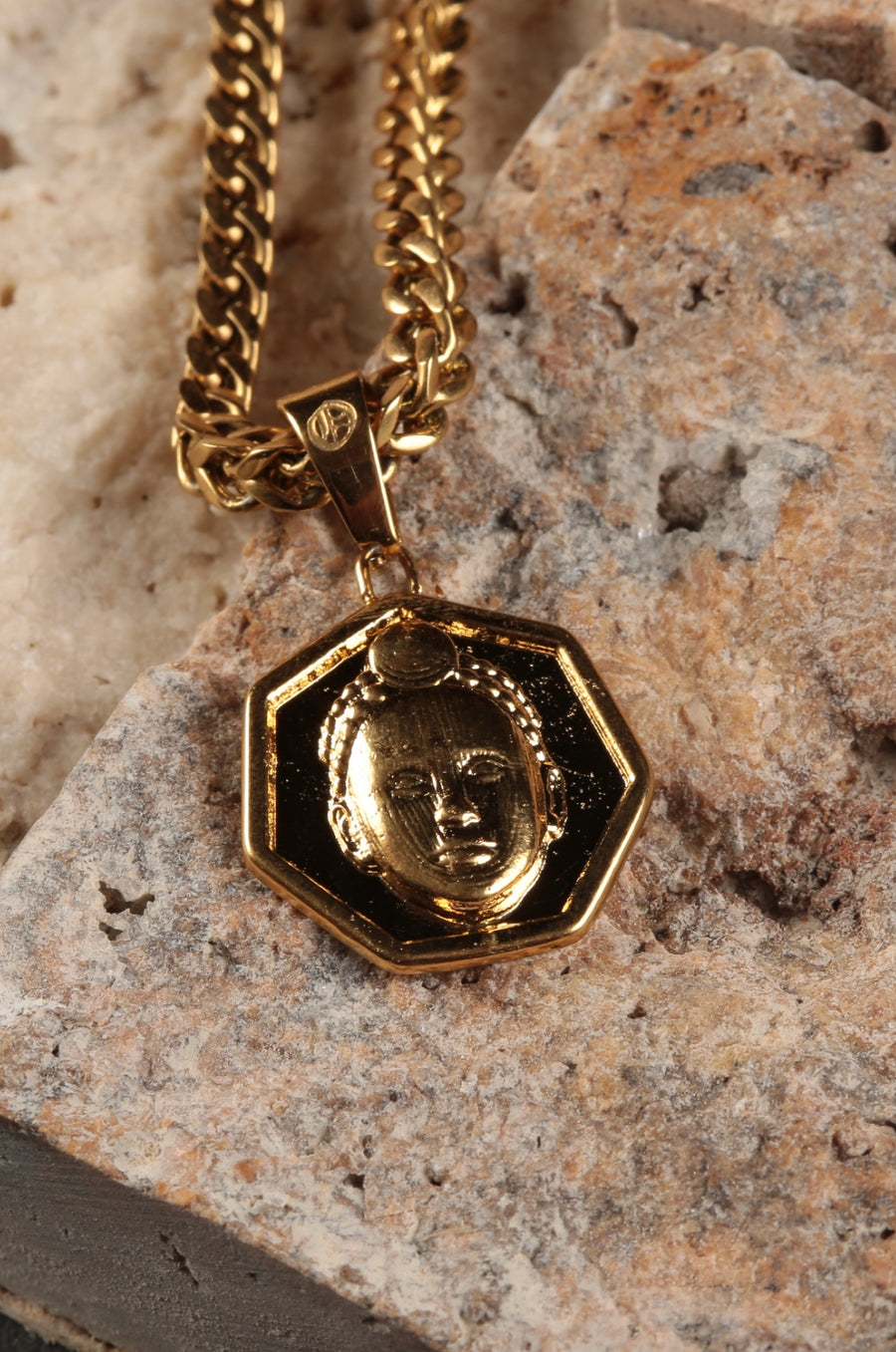 Heptagon cut Olokun Head with 3MM Franco Chain (GOLD)